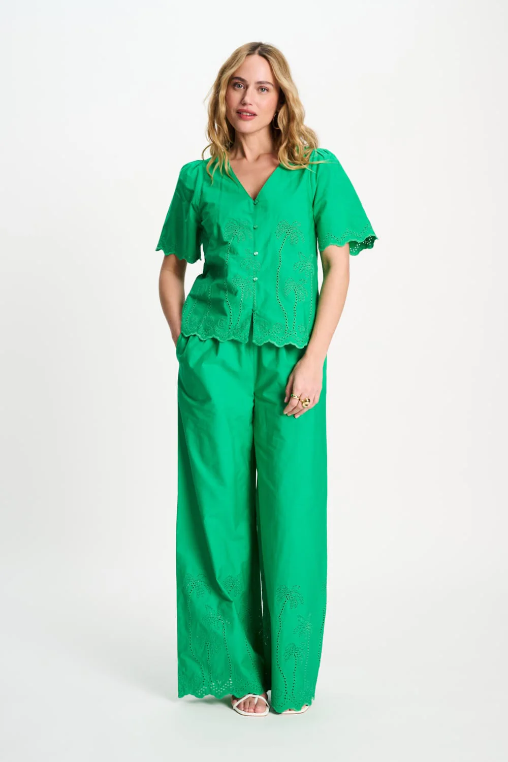 BLOUSE - Broderie Anglaise Palm Green - Image 3