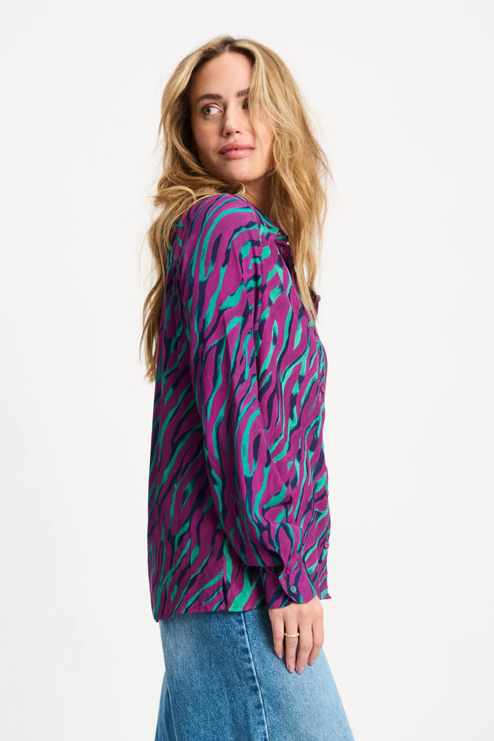 BLOUSE - Mila Animal Purple - Image 4