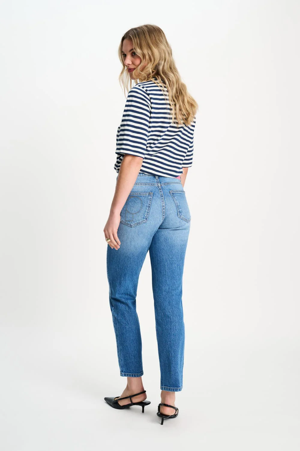 JEANS - Tapered Mid Blue - Image 5