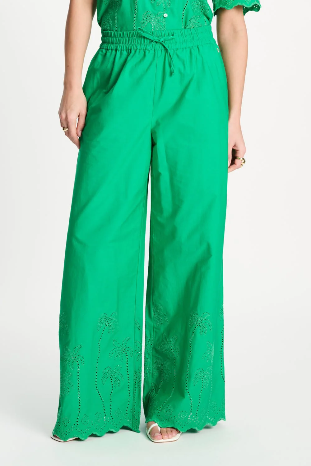 BROEK - Broderie Anglaise Palm Green - Image 3