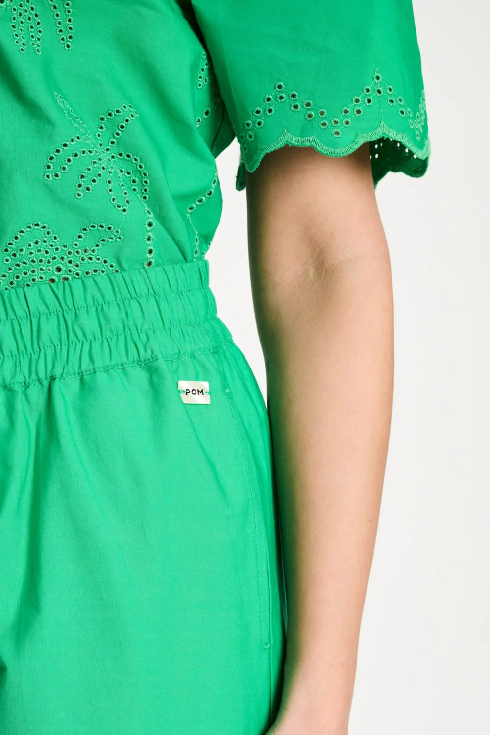 BROEK - Broderie Anglaise Palm Green - Image 6