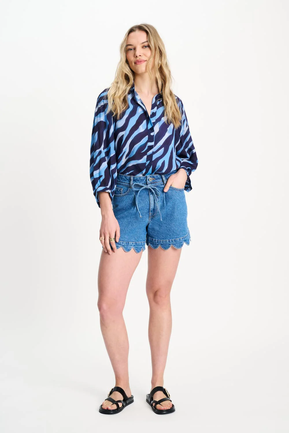 SHORT - Denim Scallop - Image 3