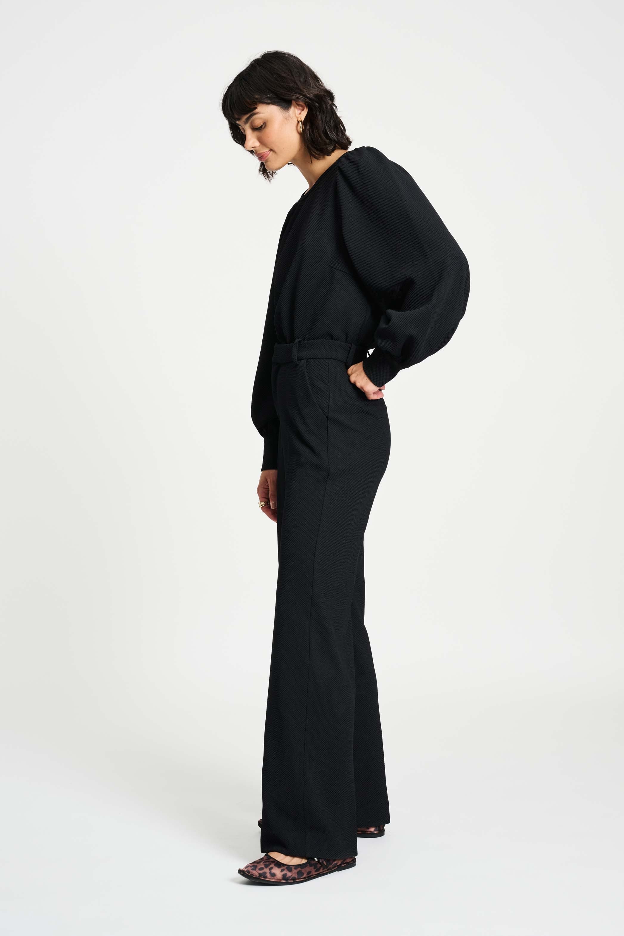 TOP - Kae Black - Image 4